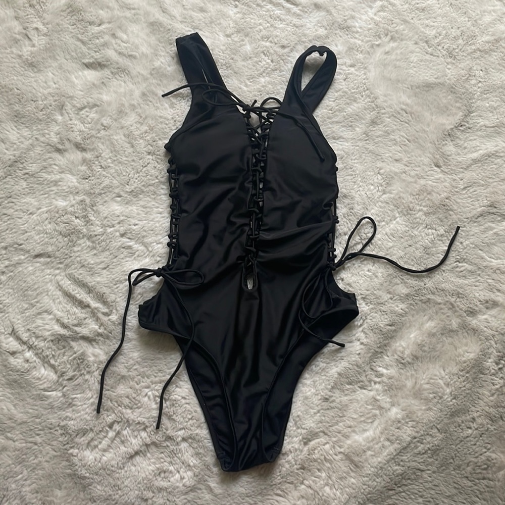 One piece Swimsuit/Bodysuit